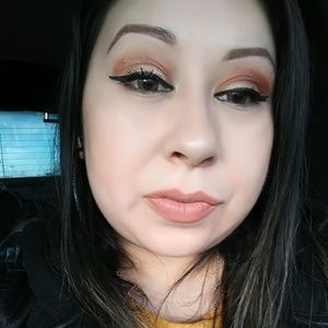 Meet your Posher, Maribel